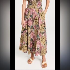 NWT Madewell
Crinkled Crepe Maxi Skirt in Brushstroke Monstera, size 4